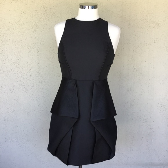 Tibi Dresses & Skirts - Tibi Tiered Structured Keyhole Cocktail Dress - 4